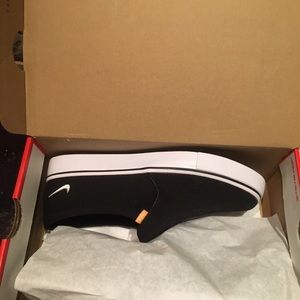 Womens Nike Court Royale. Size 7.5